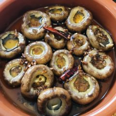 マッシュルームのアヒージョ