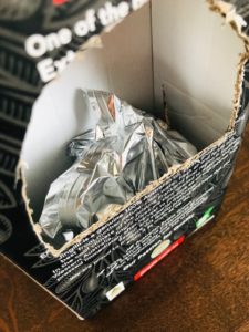 抽出した分内袋が縮むカスク容器